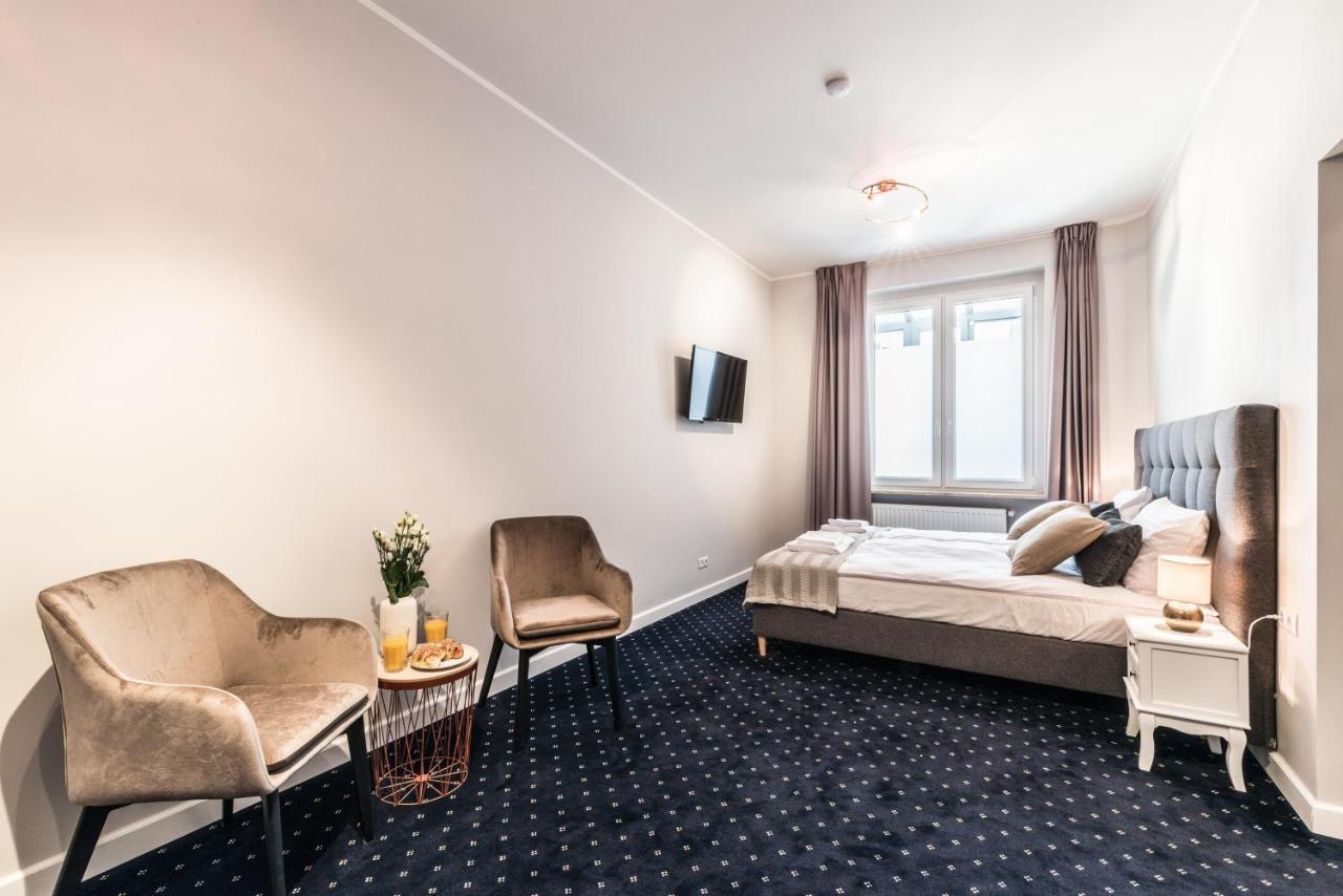 Serenity Aparthotels - Old Town Poznan By Friendly Apartments Esterno foto
