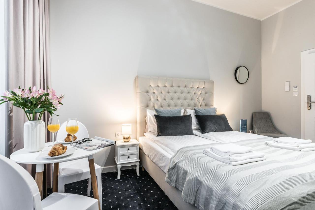Serenity Aparthotels - Old Town Poznan By Friendly Apartments Esterno foto