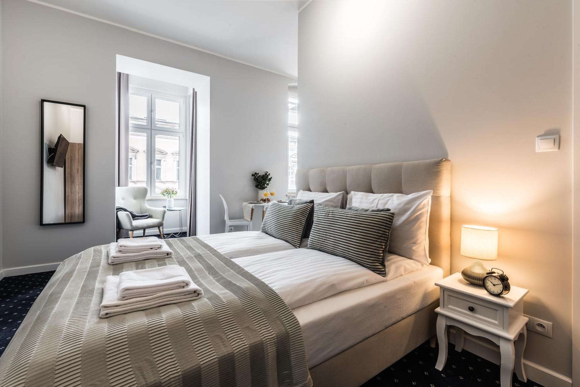 Serenity Aparthotels - Old Town Poznan By Friendly Apartments Esterno foto